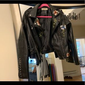 Leather coat with flower embroidery